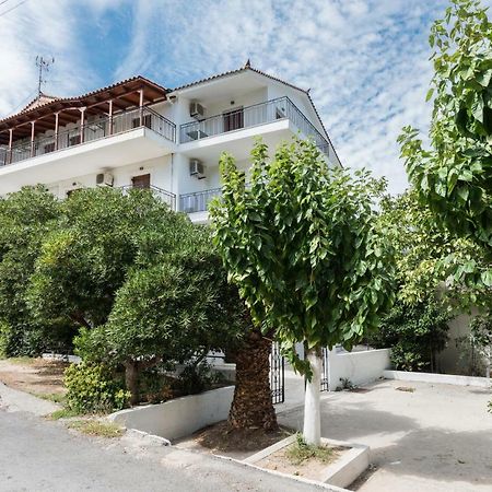 Areti Apartments Poros  Ngoại thất bức ảnh